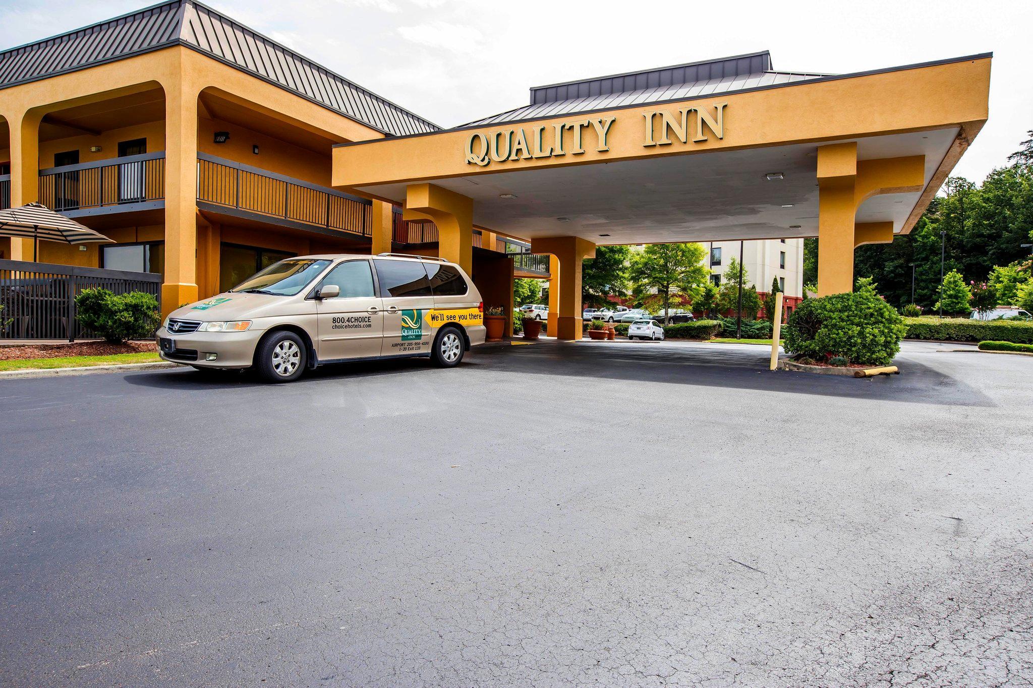 Quality Inn Airport - Southeast Birmingham Bagian luar foto